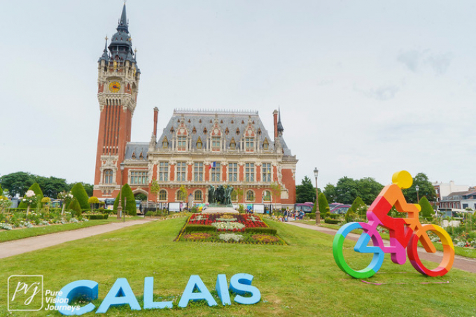 24 hours in Calais